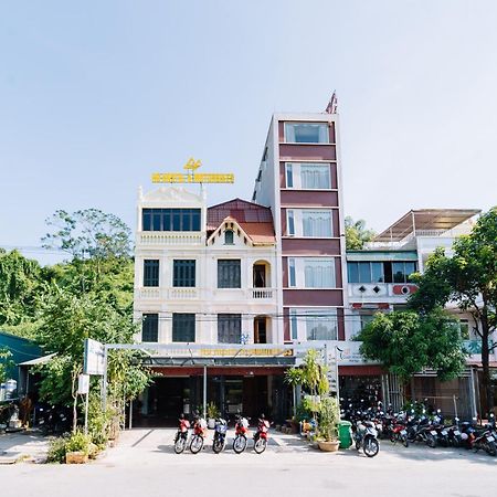 Hg Hostel Provide Tours & Motorbikes Ha Giang Exterior photo