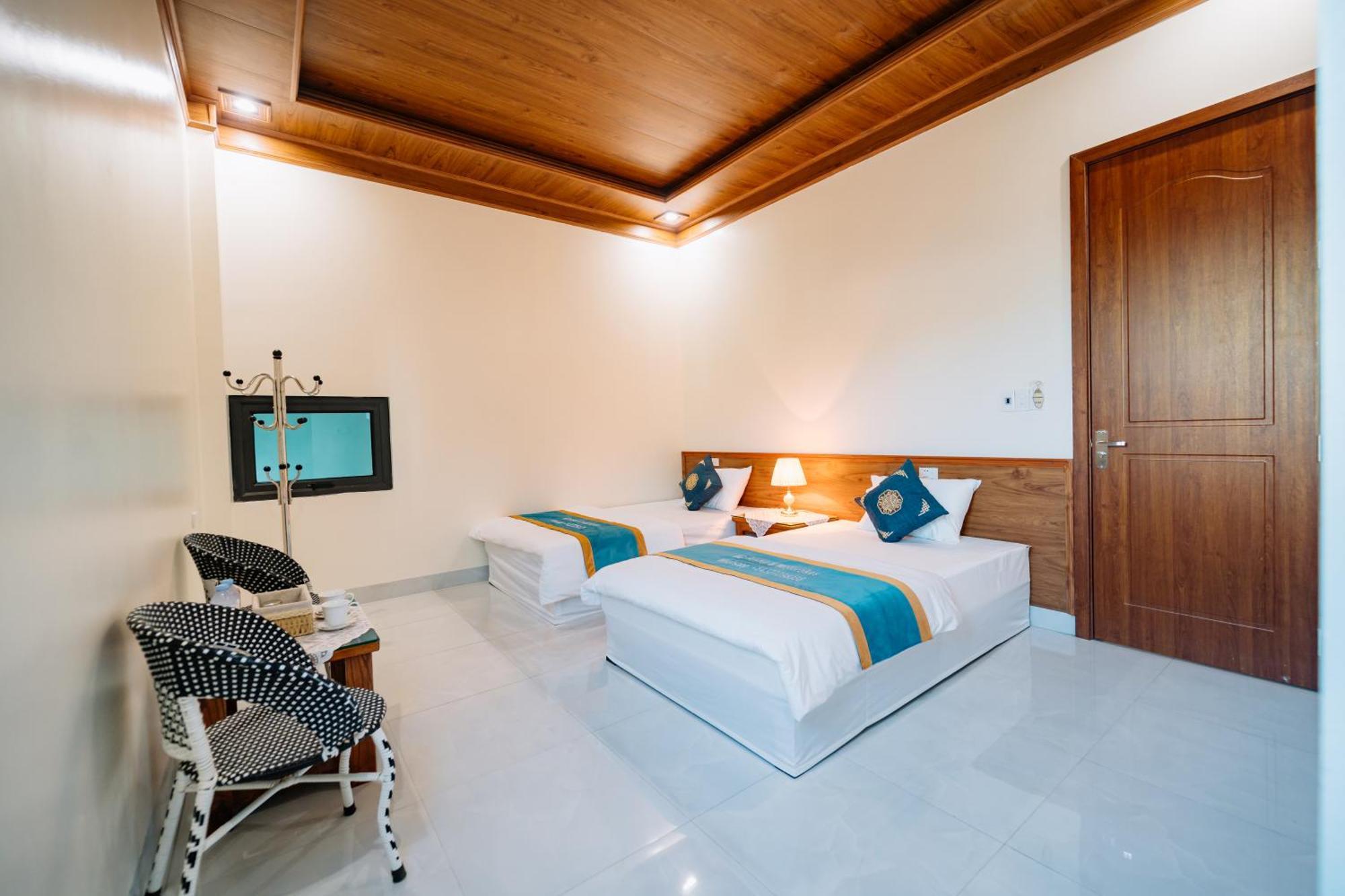 Hg Hostel Provide Tours & Motorbikes Ha Giang Exterior photo
